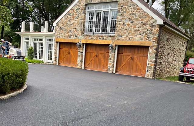 paving-driveway-contractor-west-chester